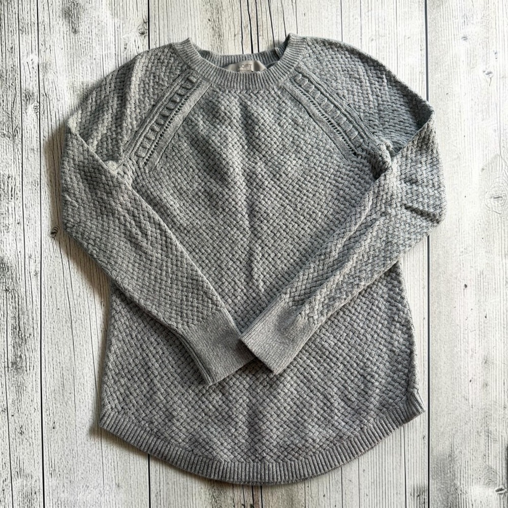 Textured Knit Raglan Sleeve Eyelet Detail Gray Women Small LOFT